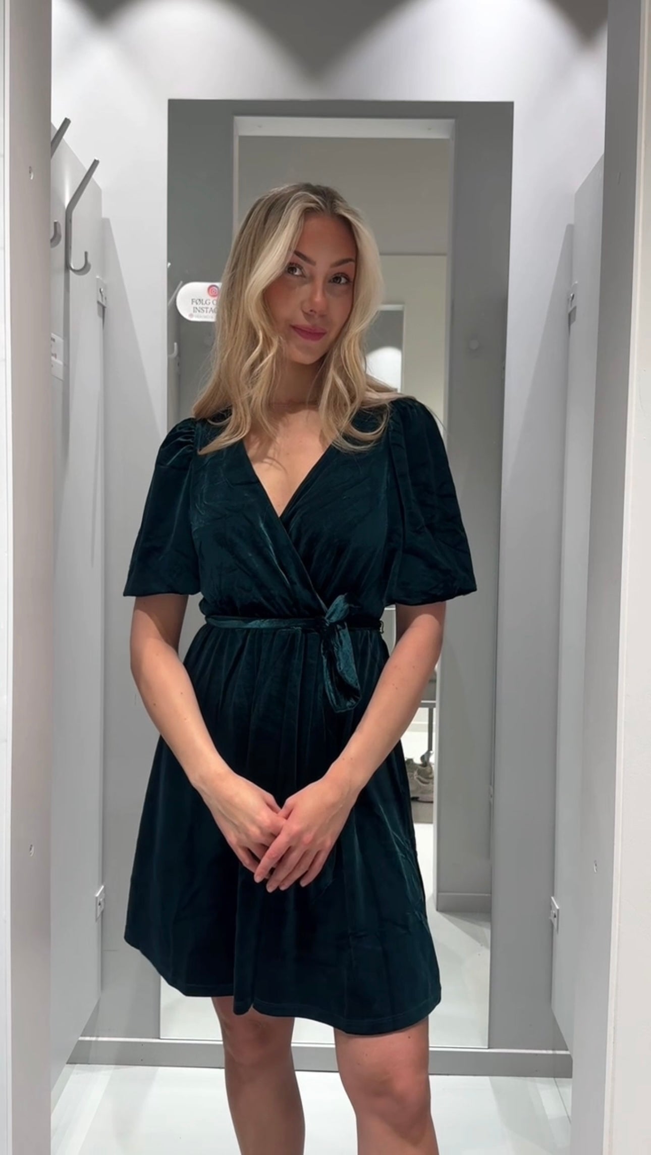 AWBELLA Short Dress - Ponderosa Pine